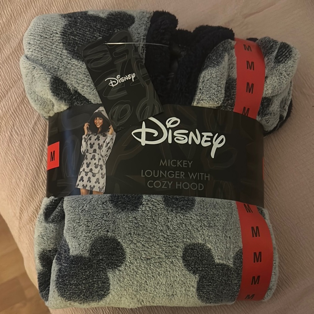 Disney Mickey Lounger with Cozy Hood - Gray
